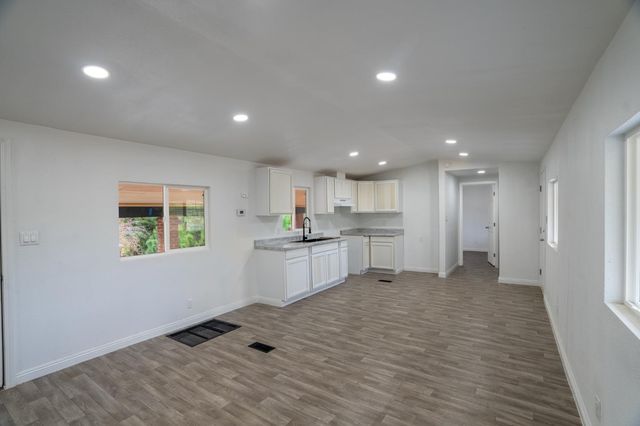 36712 Pebble Lane, Yokuts Valley, CA 93675