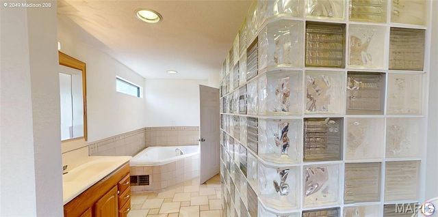 2049 Madison 208, Fredericktown, MO 63645