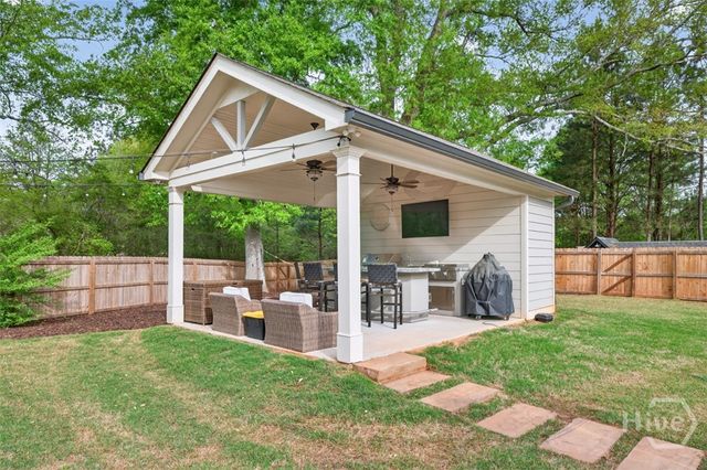 1428 Osborne Road, Statham, GA 30666