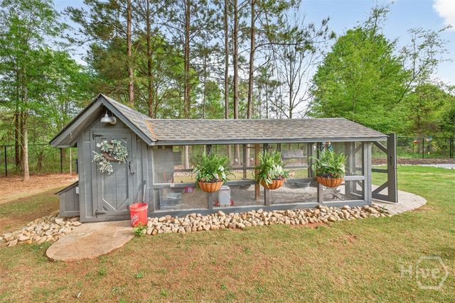 1428 Osborne Road, Statham, GA 30666