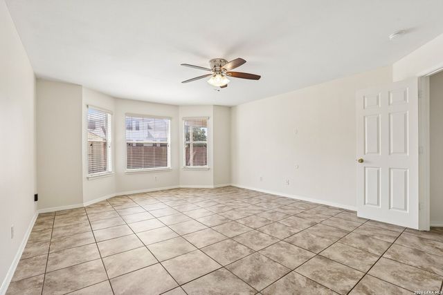 10102 Wildhorse Pkwy, San Antonio, TX 78254