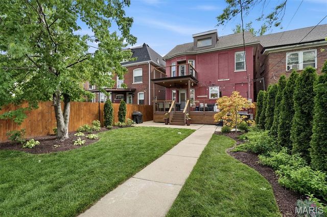 5733 Waterman Boulevard, St Louis, MO 63112