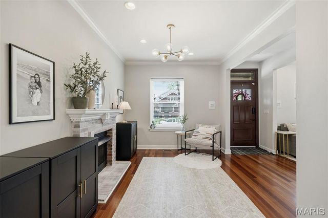 5733 Waterman Boulevard, St Louis, MO 63112