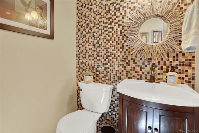 7166 E Briarwood Drive, Centennial, CO 80112