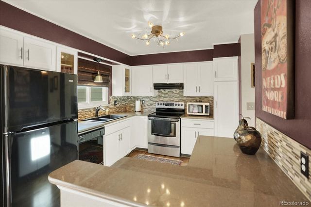 7166 E Briarwood Drive, Centennial, CO 80112