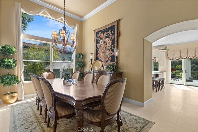 847 S Canyon Mist Lane, Anaheim Hills, CA 92808