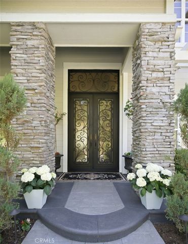 847 S Canyon Mist Lane, Anaheim Hills, CA 92808