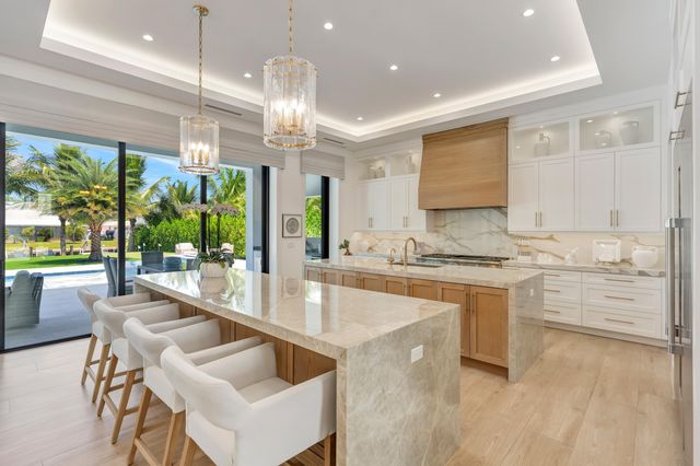 715 Ibis Way, North Palm Beach, FL 33408