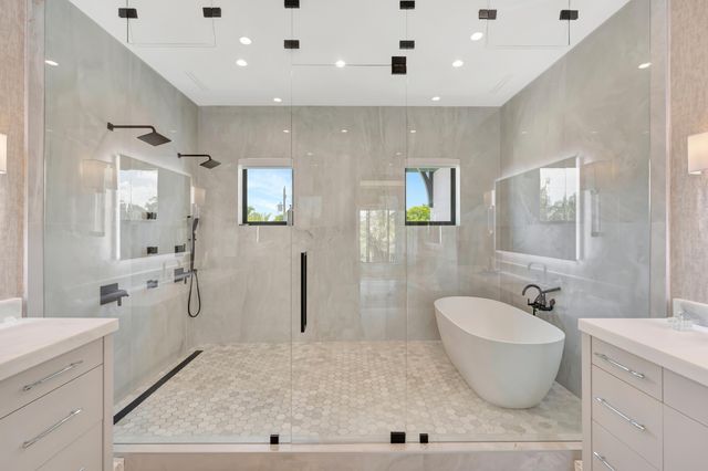 715 Ibis Way, North Palm Beach, FL 33408