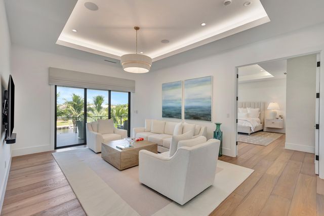 715 Ibis Way, North Palm Beach, FL 33408