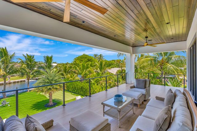 715 Ibis Way, North Palm Beach, FL 33408
