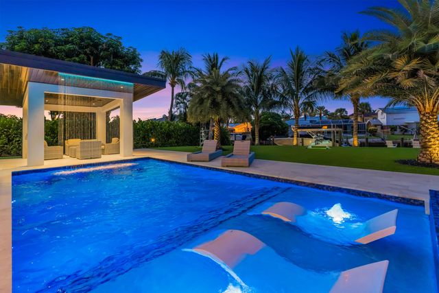 715 Ibis Way, North Palm Beach, FL 33408