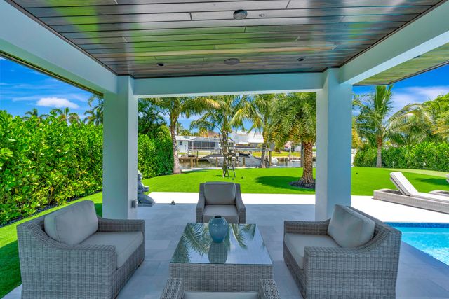 715 Ibis Way, North Palm Beach, FL 33408