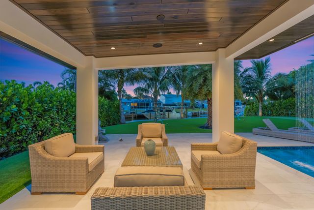 715 Ibis Way, North Palm Beach, FL 33408