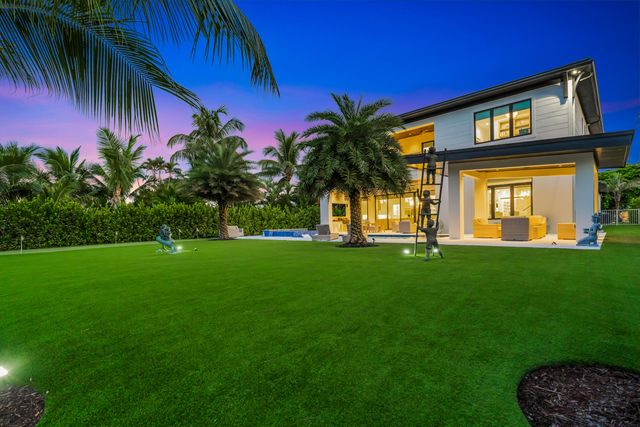 715 Ibis Way, North Palm Beach, FL 33408
