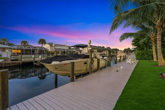 715 Ibis Way, North Palm Beach, FL 33408