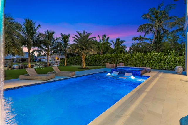 715 Ibis Way, North Palm Beach, FL 33408