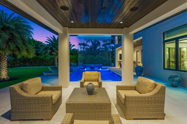 715 Ibis Way, North Palm Beach, FL 33408