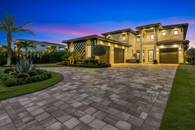 715 Ibis Way, North Palm Beach, FL 33408