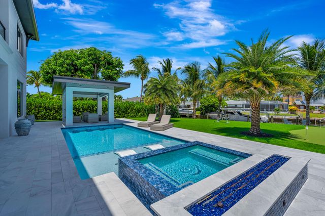 715 Ibis Way, North Palm Beach, FL 33408