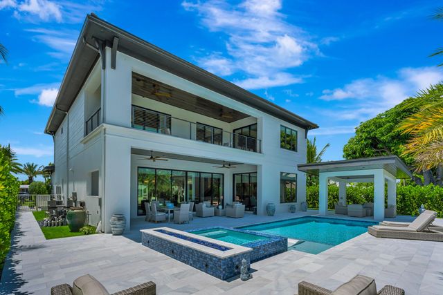 715 Ibis Way, North Palm Beach, FL 33408