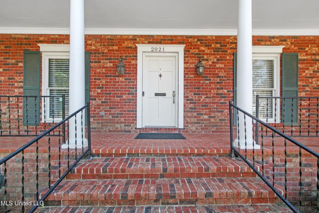 2021 Cherokee Drive, Jackson, MS 39211