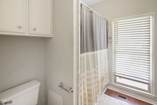 2021 Cherokee Drive, Jackson, MS 39211