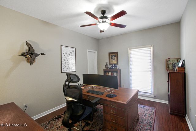 2021 Cherokee Drive, Jackson, MS 39211