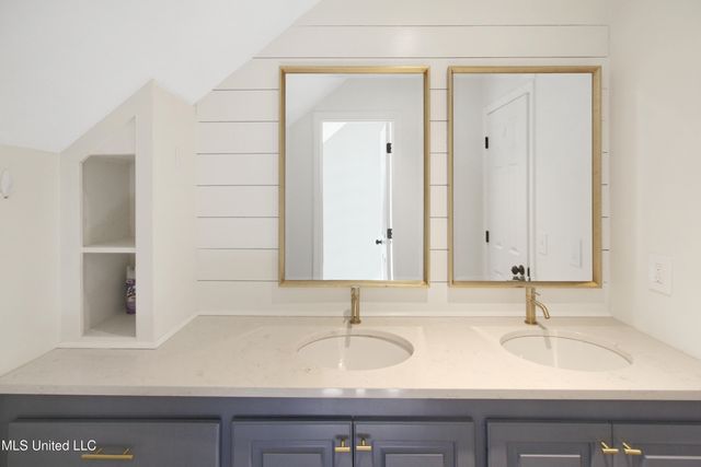 2021 Cherokee Drive, Jackson, MS 39211