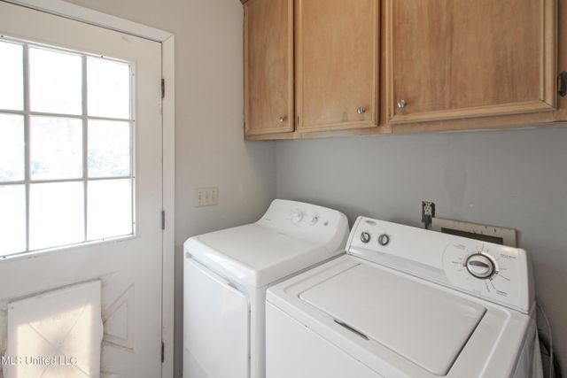 2021 Cherokee Drive, Jackson, MS 39211