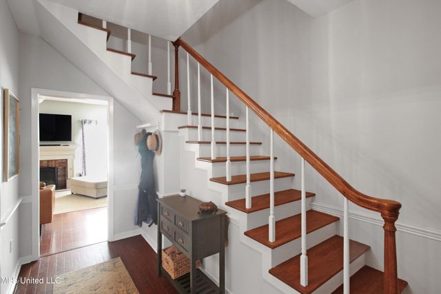 2021 Cherokee Drive, Jackson, MS 39211