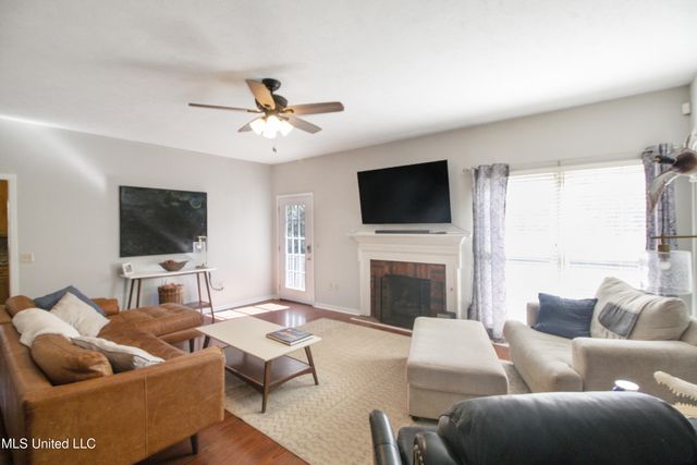 2021 Cherokee Drive, Jackson, MS 39211