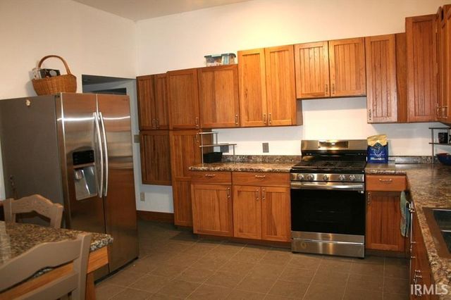 1353 E CLINTON ST., Frankfort, IN 46041