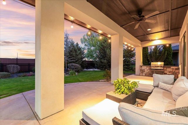 1894 N Valle Bello Way, Eagle, ID 83616