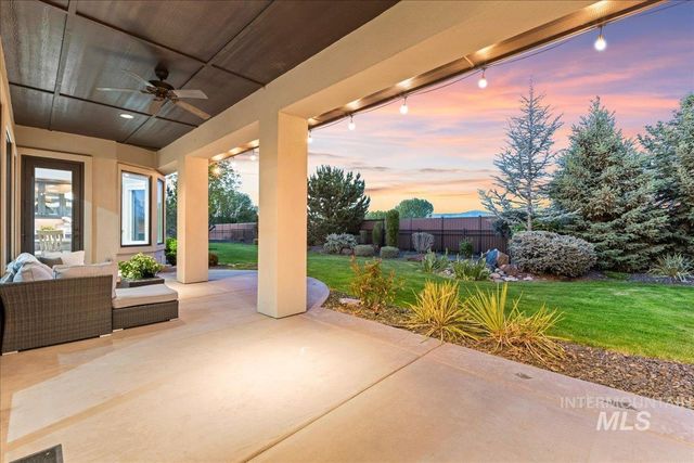 1894 N Valle Bello Way, Eagle, ID 83616