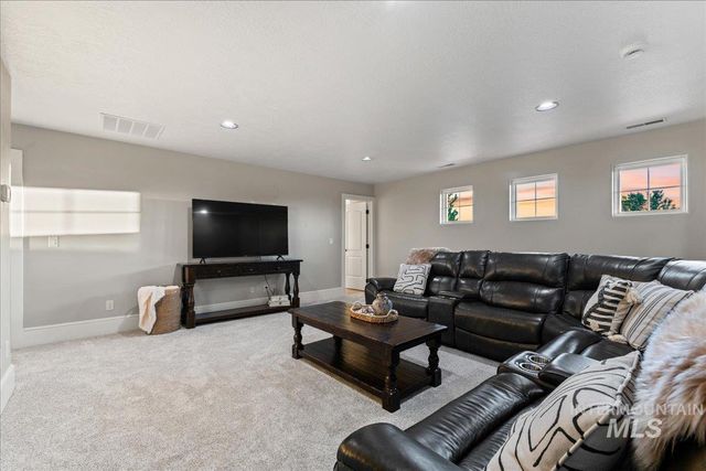 1894 N Valle Bello Way, Eagle, ID 83616