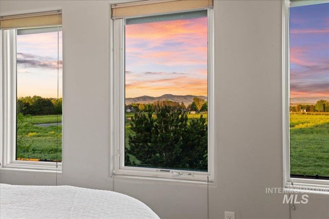 1894 N Valle Bello Way, Eagle, ID 83616