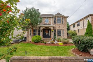 664 Teneyck Avenue, Lyndhurst, NJ 07071