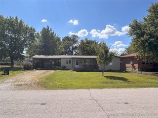 312 E Elm Street, Skiatook, OK 74070