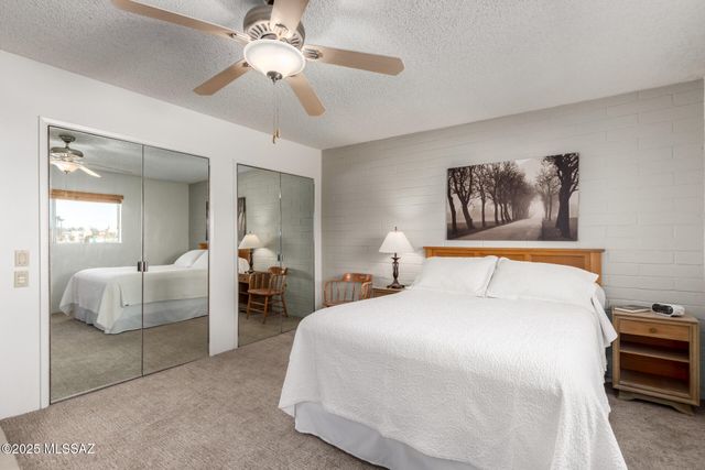 1306 W Camino Lucientes, Green Valley, AZ 85622