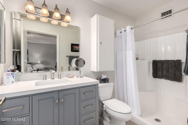 1306 W Camino Lucientes, Green Valley, AZ 85622