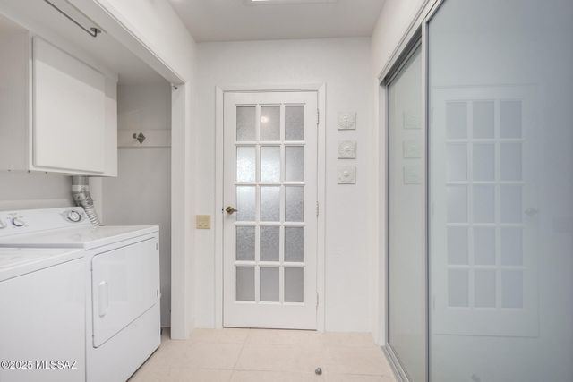 1306 W Camino Lucientes, Green Valley, AZ 85622