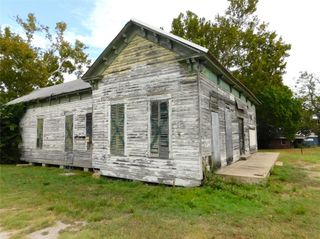 701 & 703 E Alamo Street, Brenham, TX 77833