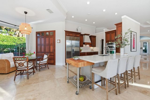 2494 Eagle Watch Lane, Weston, FL 33327