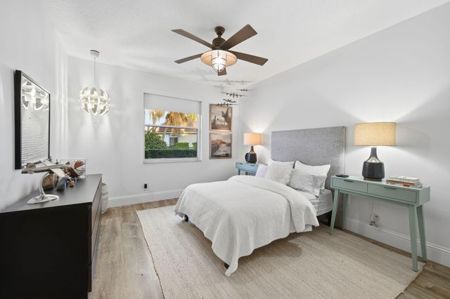 2494 Eagle Watch Lane, Weston, FL 33327