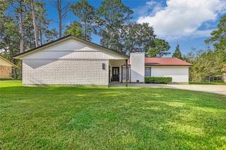 212 Normal Park Drive, Huntsville, TX 77320