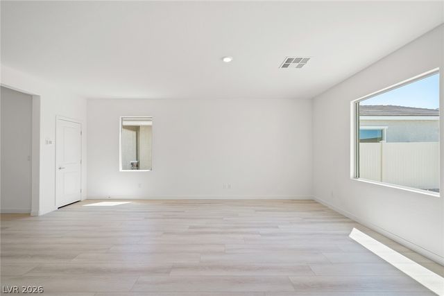 6758 Magnolia River Avenue, Las Vegas, NV 89156