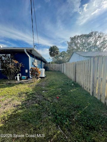 1861 Calmar Street NW, Palm Bay, FL 32907