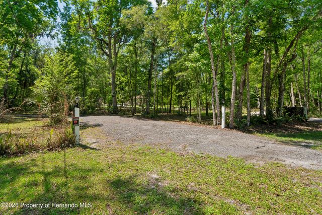 20424 Marguerite Road, Brooksville, FL 34601