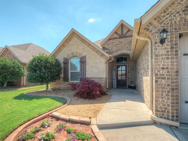 19217 Butterfly Boulevard, Edmond, OK 73012